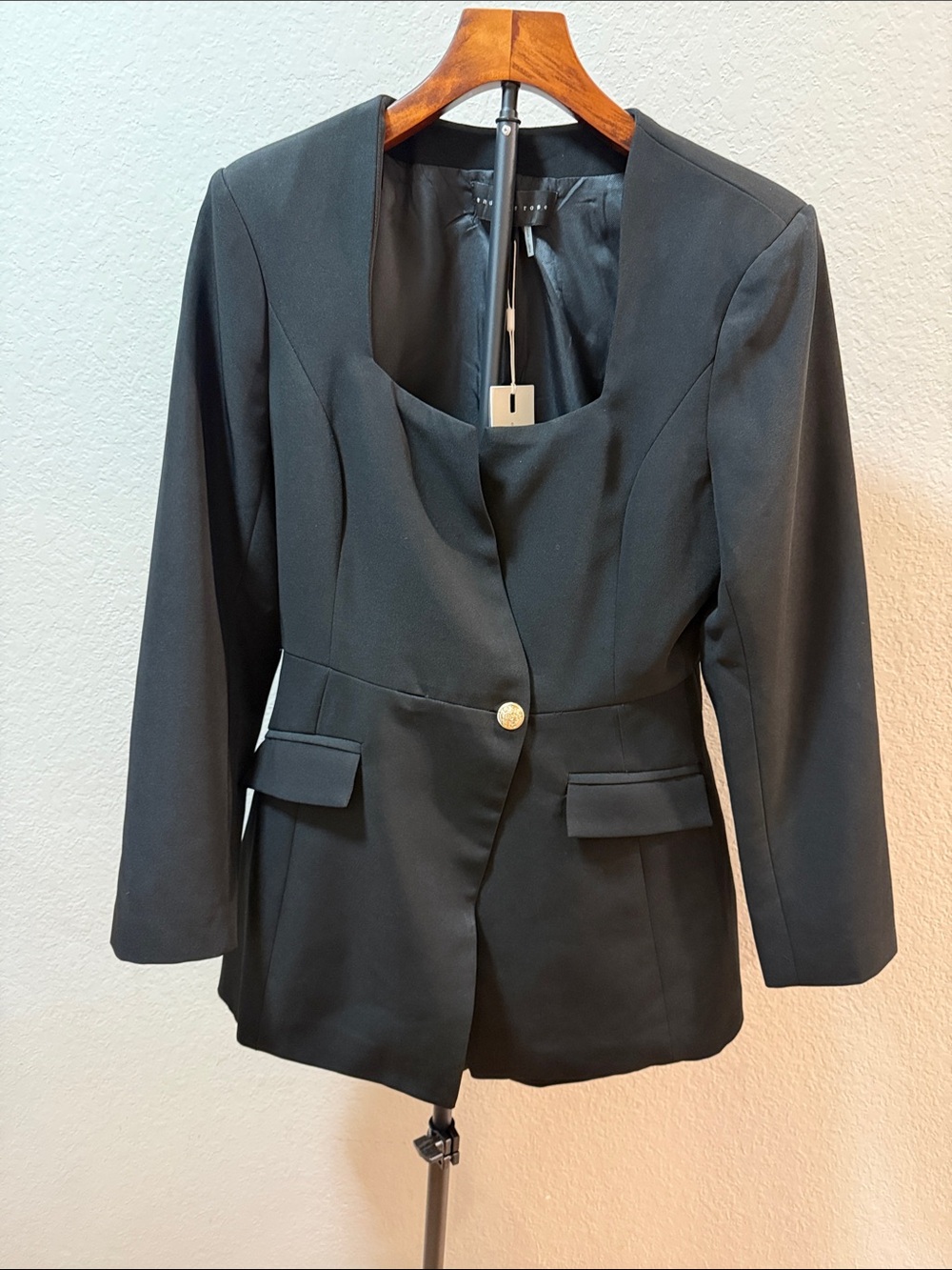 Endless Rose Women's Black Single-Button Tailored Blazer Romper size Large